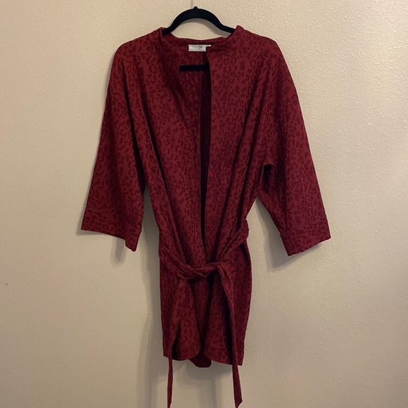 Natori Jackets & Blazers - Natori Leopard Coat Kimono Large